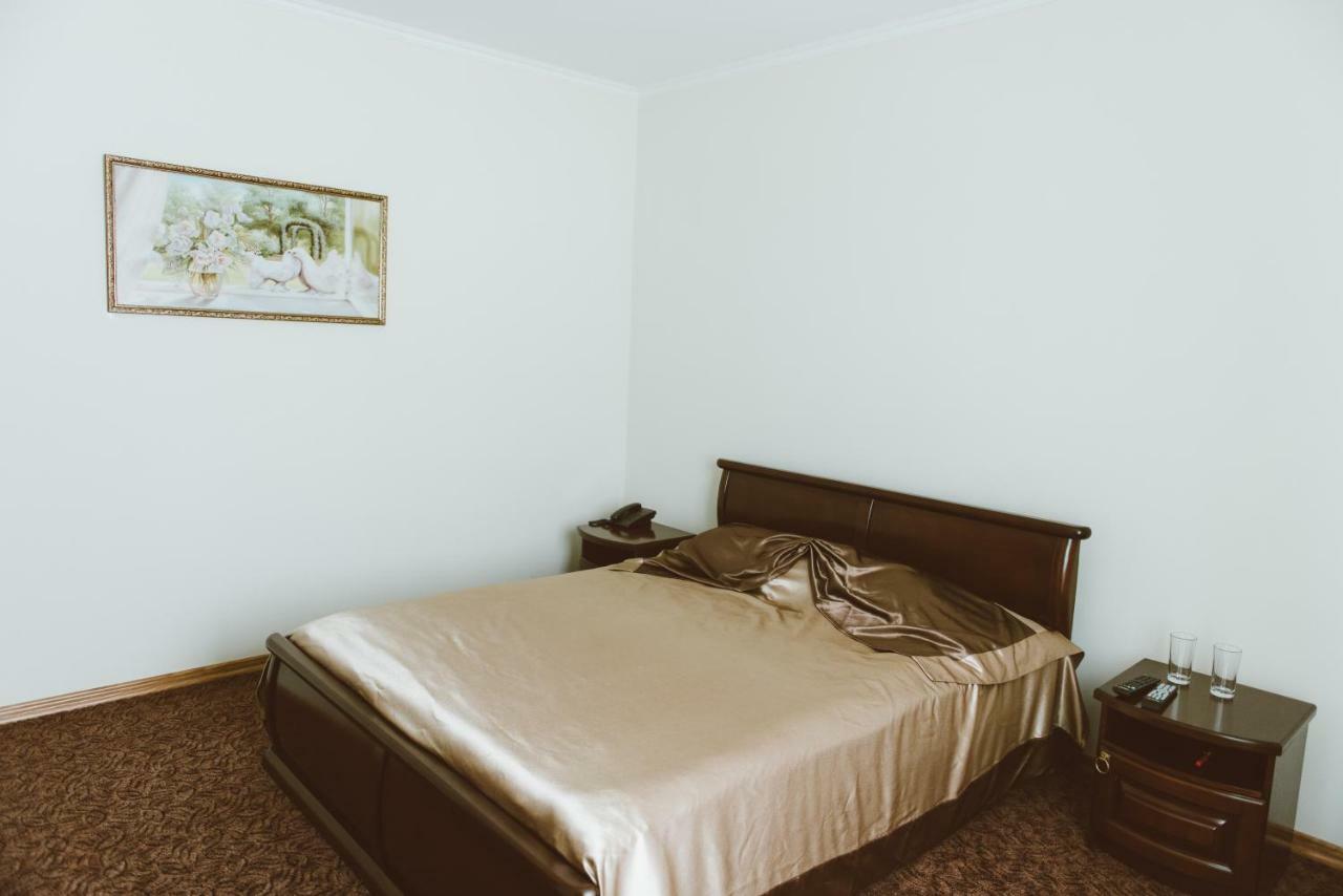Hotel Korona Kolybayevka 外观 照片
