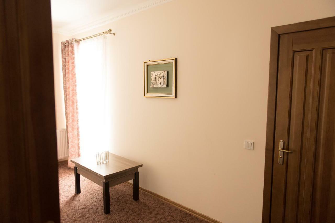 Hotel Korona Kolybayevka 外观 照片